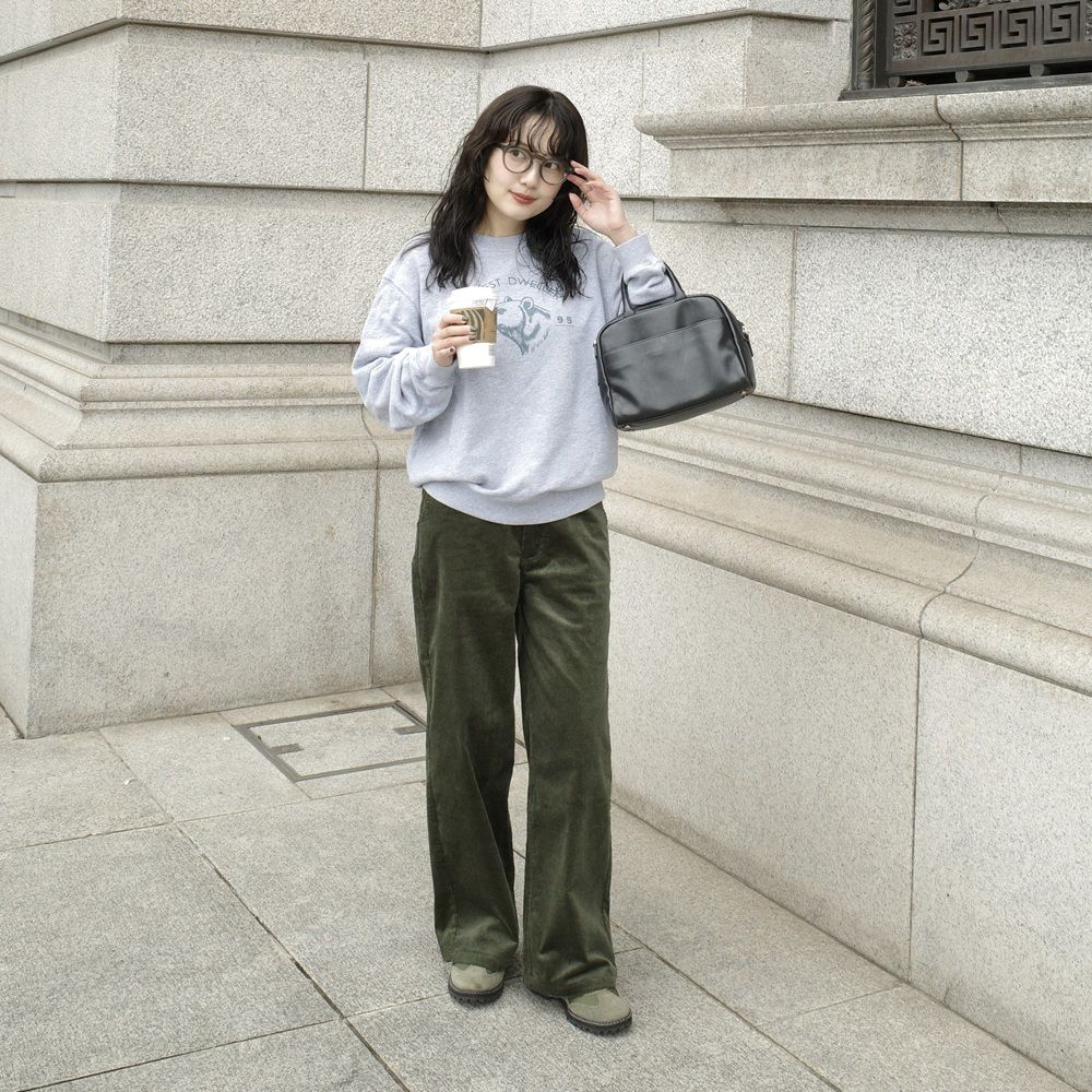 KHAKI